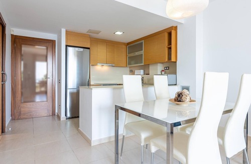 Miami Platja Apartment | Dream vacations sea front with the family