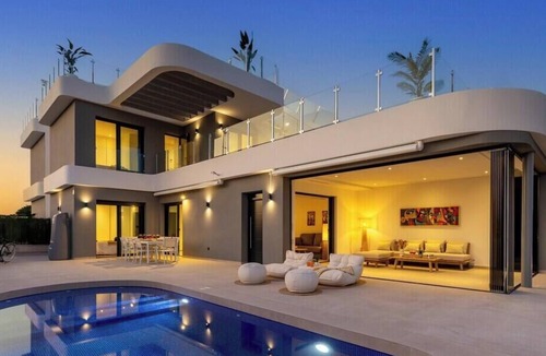 Los Alcazares Villa | Dreamscape Villa by Fidalsa