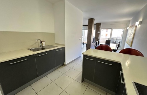 Santa Margarida Apartment | Drugstore A B - Three Bedroom Apartment, Sleeps 8