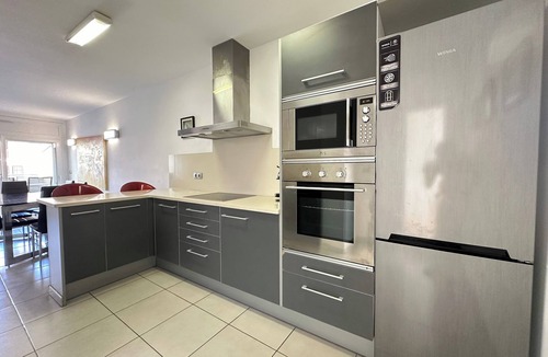 Santa Margarida Apartment | Drugstore B B - Three Bedroom Apartment, Sleeps 8