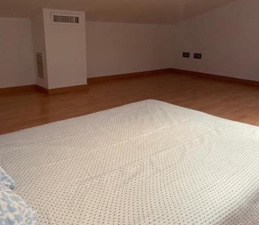 Vidreres Apartment | Duplex amb terrassa al centre de Vidreres
