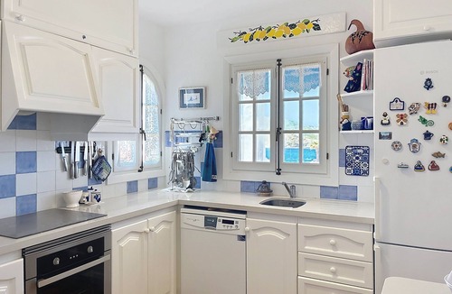 Platges de Fornells Apartment | Duplex-Family-Sea view-Ensuite with Shower