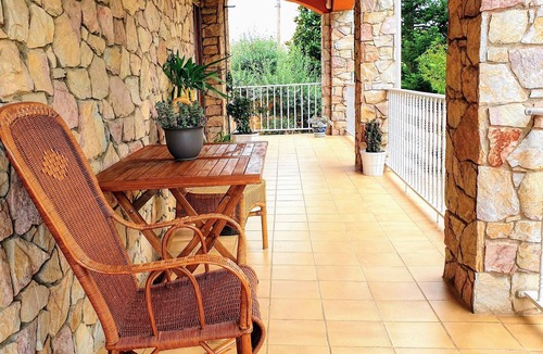 Gualba de Dalt House | DUPLICATECalm Oasis Villa, pool, bbq, 30 km from Barcelona