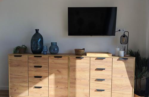 Tarragona Apartment | Easy and free parking right in front of the building La Pubilla Apartment