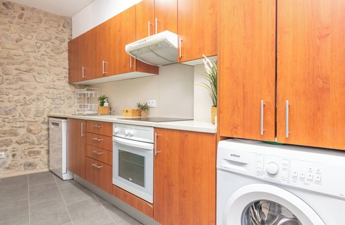 Sant Jordi Desvalls Apartment | Eco-Apartment Costa Brava