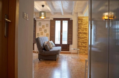 Ubeda Apartment | Editar Intimate retreat with Andalusian essence 4