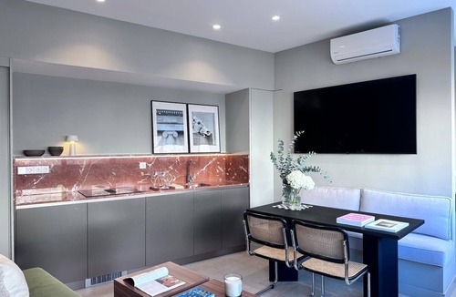 Almagro Hotel | Edmond Vibes Almagro Suites