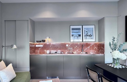 Almagro Hotel | Edmond Vibes Almagro Suites