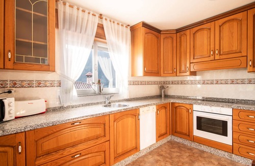 Pineres House | El Angel Vacation Home