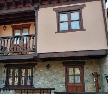 Vallobal House | El Balcon del Horreo
