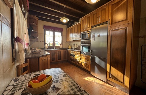 Santianes de Ola House | El Calerín House Cangas de Onís
