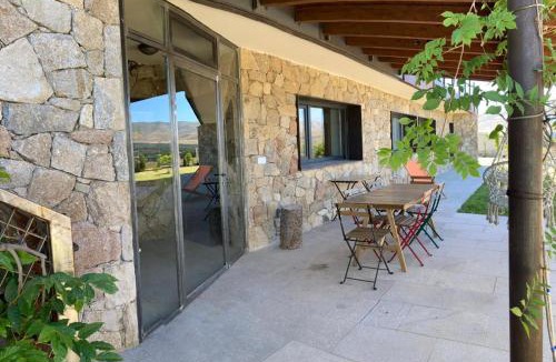 Navarredonda de Gredos Ski Chalet | El Cabezuelo
