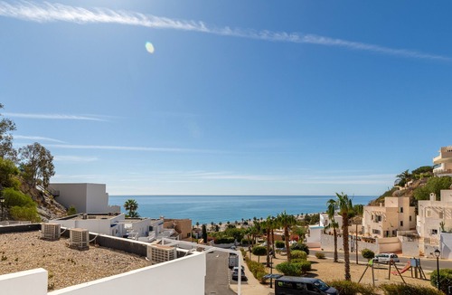 Ventanicas-El Cantal House | EL CANTAL - Cosy flat with communal pool near the beach and Free WiFi.