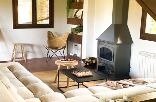 Majaelrayo Ski Chalet | EL CUENTO DE LA ENCINA. Un espacio para sentir