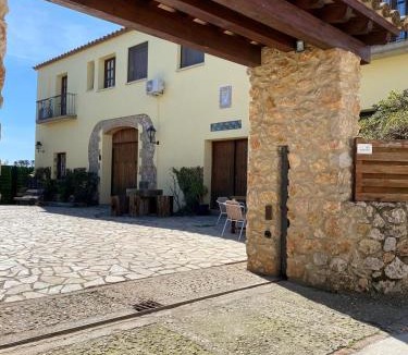 Alfar House | El Far D'empordà