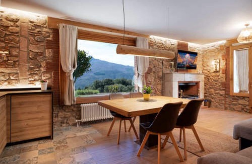 Arbucies Apartment | El Montseny - Habitación con Vistas Dentro de Masía Rural
