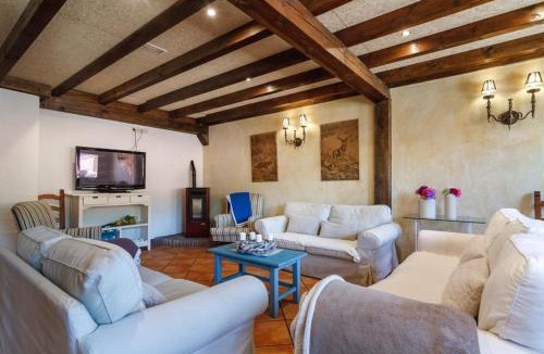 Laguna de Cameros House | El Nogal De Laguna