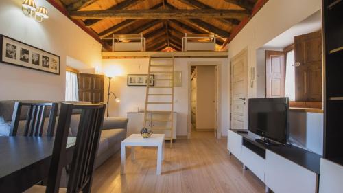 Jewish Quarter Apartment | El oasis de la judería - Living Toledo