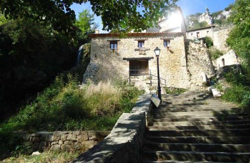 Orbaneja del Castillo House | El Salto del Agua Auténtico El Molino de la Cascada Orbaneja