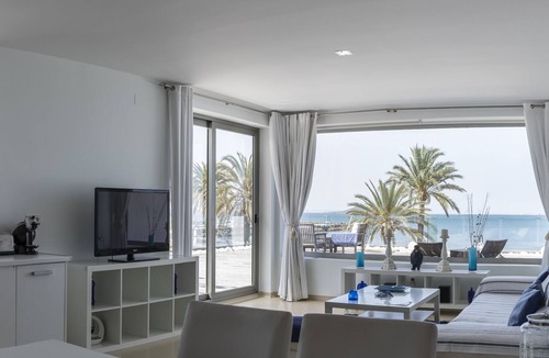 Mar de Cristal Hotel | El Secreto del Agua