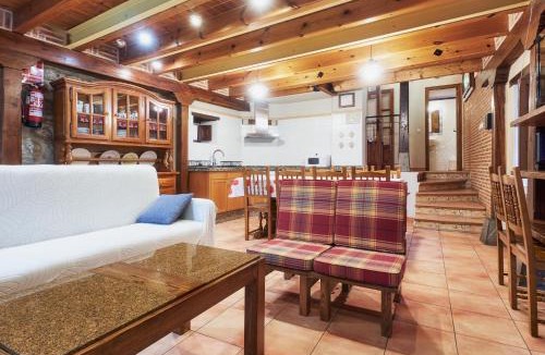 Santa Maria de Valdeon House | El Serenal