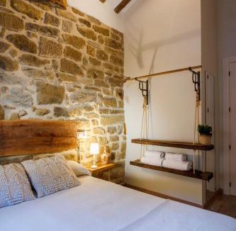 Cuzcurrita de Rio Tiron Hostel | El Sitio de Carmelo