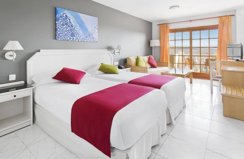Castillo Caleta de Fuste Hotel | Elba Castillo San Jorge & Antigua Suite Hotel