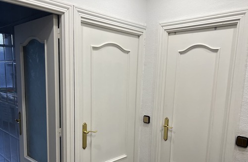 Pueblo Nuevo Apartment | Elegant Apartment near Ventas and Alcala with Wifi