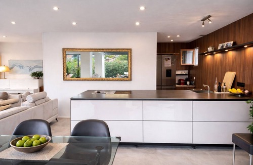 Lanton Villa | Elegant architect-designed villa with heated Bali pool and large bay windows