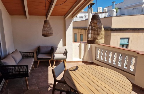 Sant Feliu de Guixols Apartment | Elegant Penthouse in the Heart of the City