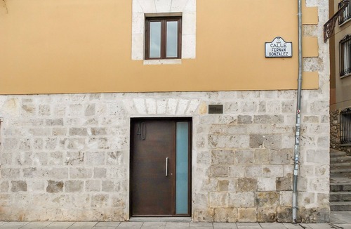 Burgos Apartment | elegant fit. p/4 in Burgos Cathedral w/Wifi