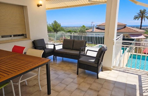 Benicarlo Villa | Elegant Villa in Benicarló with Private Pool