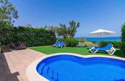 Urbanizacion S'Estanyol House | Embat, amazing house with pool close to the sea.