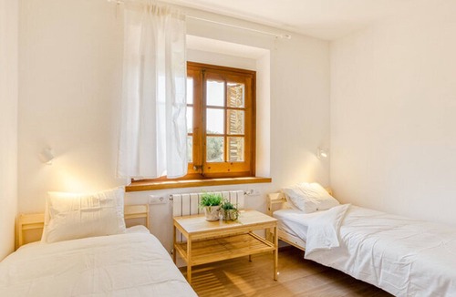 Palau-Saverdera Apartment | Emporda Apartment.