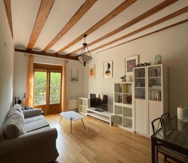 Molina de Aragon Apartment | Encantador Piso en la Antigua Casa de Correos