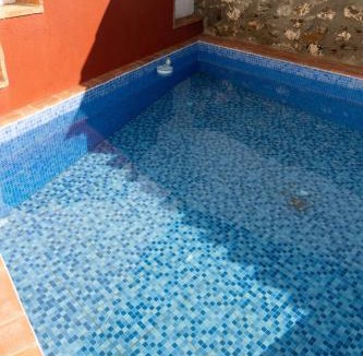 Dona Rama House | Encanto Rústico: Chimenea y Barbacoa Norte Córdoba