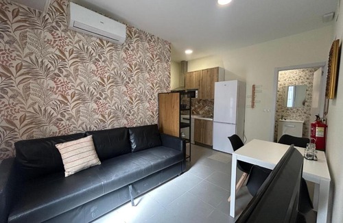 Usera Apartment | Encina