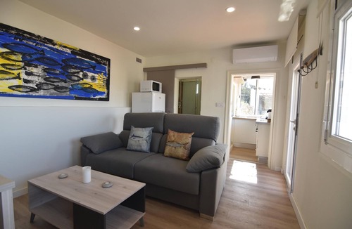 Palau-Saverdera Apartment | Enjoy your Vacation in this Charming Apartment in Roses, Costa Brava! Close to the Beach and the City Center.