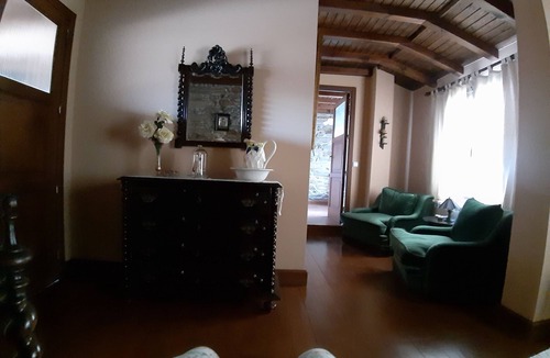 Portela de Portomourisco Cottage | Complete rural house.