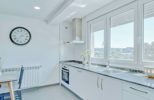 As Pontes De Garcia Rodriguez Apartment | Apartment for rent in downtown As Pontes
