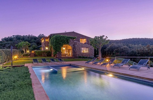 Cruilles Monells I Sant Sadurn Villa | Gorgeous villa, sleeps 12, pool, tennis court, stunning views in the Costa Brava