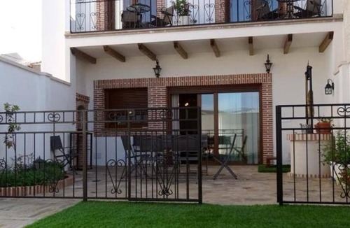 Fuenlabrada de los Montes House | 20 m² House ∙ 3 guests