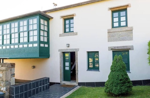 San Sadurnino Villa | Homerez - Luxurious Villa in Outeiro - Pool and View