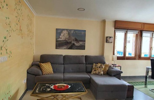 San Vicente de la Barquera Apartment | 100 m² Apartment ∙ 3 bedrooms ∙ 6 guests
