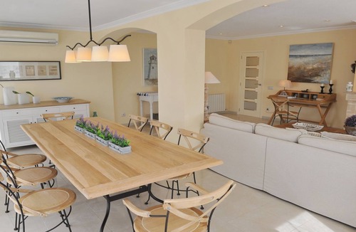 Calonge Villa | Just a 5-minute walk to the beach! Relax in style in this spacious villa.
