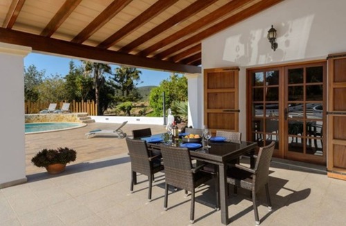 Santa Gertrudis Villa | 180 m² Villa ∙ 2 bedrooms ∙ 4 guests