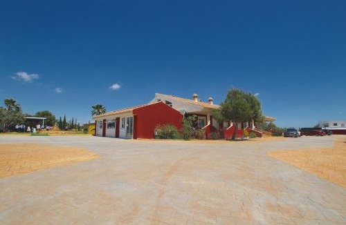 Perin Resort | Espacio Finca Alegría - Rural Houses, Hostel, Campsite & Wellness Center