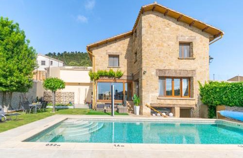 Anorbe Ski Chalet | Espectacular casa rural con piscina y barbacoa