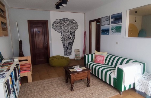 Xove House | Esteiro Surf House