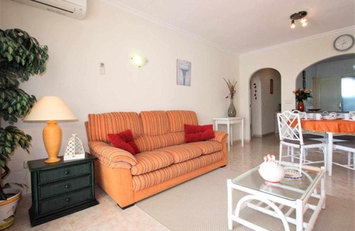 Pulpi Apartment | Estrelitzia apartamento con vista panorámica al mar y piscina comunitaria